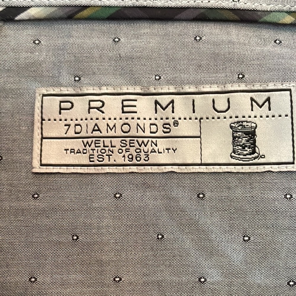 7 Diamonds dress shirt. New with tags. - Picture 3 of 5